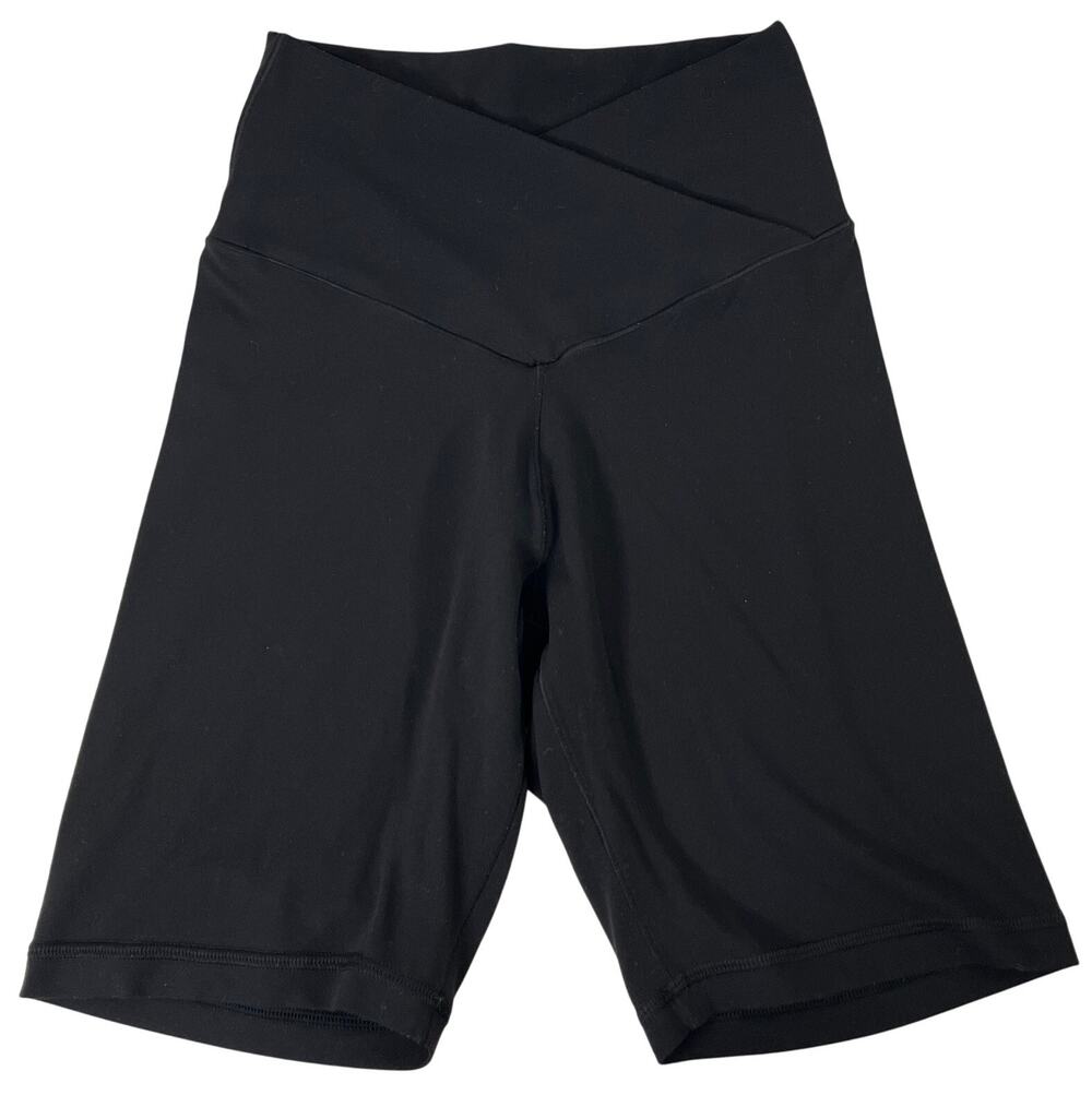 Offline by Aerie Black Mid Rise Crisscross Waist Bike Shorts Size M
